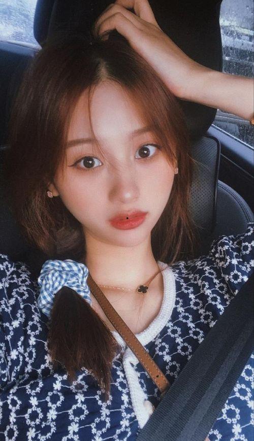 百万网红美女吃瓜图片,一场视觉盛宴的吃瓜之旅 第3张 百万网红美女吃瓜图片,一场视觉盛宴的吃瓜之旅 第3张