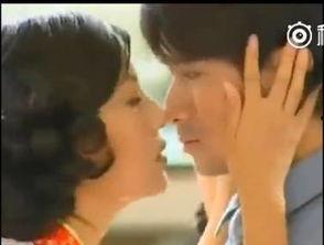 微博爆料吻戏是真的吗视频,吻戏真相曝光，视频证据引发网友热议！  第3张