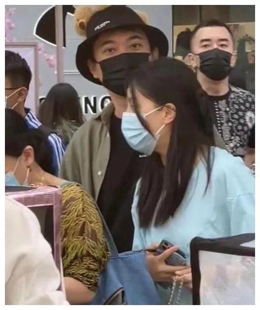 成都女孩最新爆料,揭秘网红背后的真相  第3张