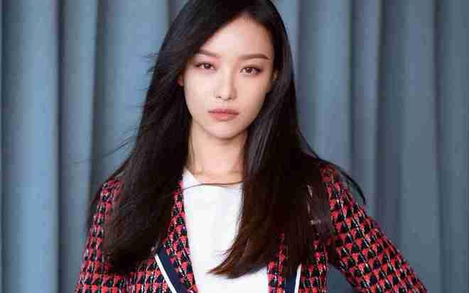 娱乐爆料孟佳简介图片大全,揭秘明星背后的精彩瞬间  第2张