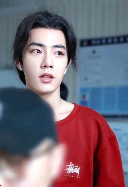 主播爆料肖战视频大全,主播揭秘精彩瞬间  第3张