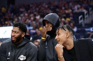 篮球名嘴爆料是谁啊视频,揭秘神秘人物视频内容大揭秘 第3张 篮球名嘴爆料是谁啊视频,揭秘神秘人物视频内容大揭秘 第3张