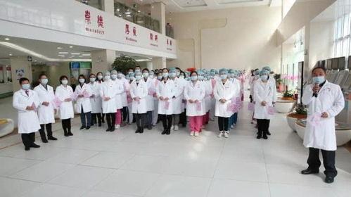 美国医护人员被爆料视频,美国医护人员爆料视频引发医疗体系争议 第3张 美国医护人员被爆料视频,美国医护人员爆料视频引发医疗体系争议 第3张