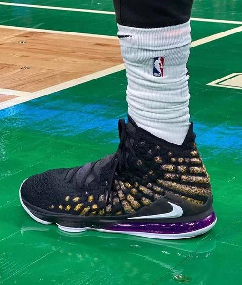 闪击球鞋最新爆料,神秘设计引期待，潮流新品即将登场  第2张