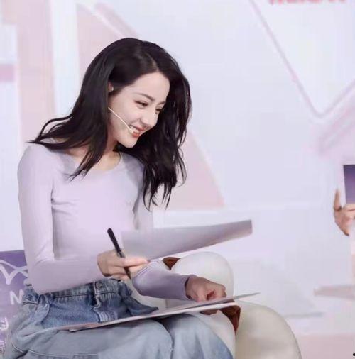 热巴狗仔爆料视频,揭秘明星私生活瞬间  第2张