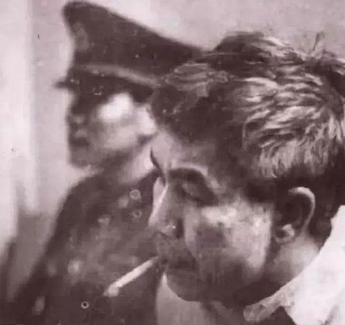 广州杀人狂在线观看,网络直播下的生死较量 第3张 广州杀人狂在线观看,网络直播下的生死较量 第3张