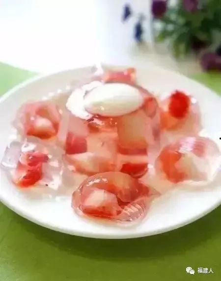 草莓果冻爆料怎么做的视频,跟随视频轻松学会