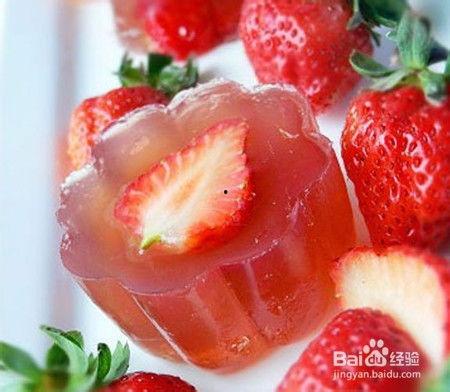 草莓果冻爆料怎么做的视频,跟随视频轻松学会  第2张