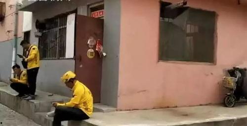 横岗外卖爆料事件视频,视频揭露惊人内幕,食品安全引关注 第3张 横岗外卖爆料事件视频,视频揭露惊人内幕,食品安全引关注 第3张